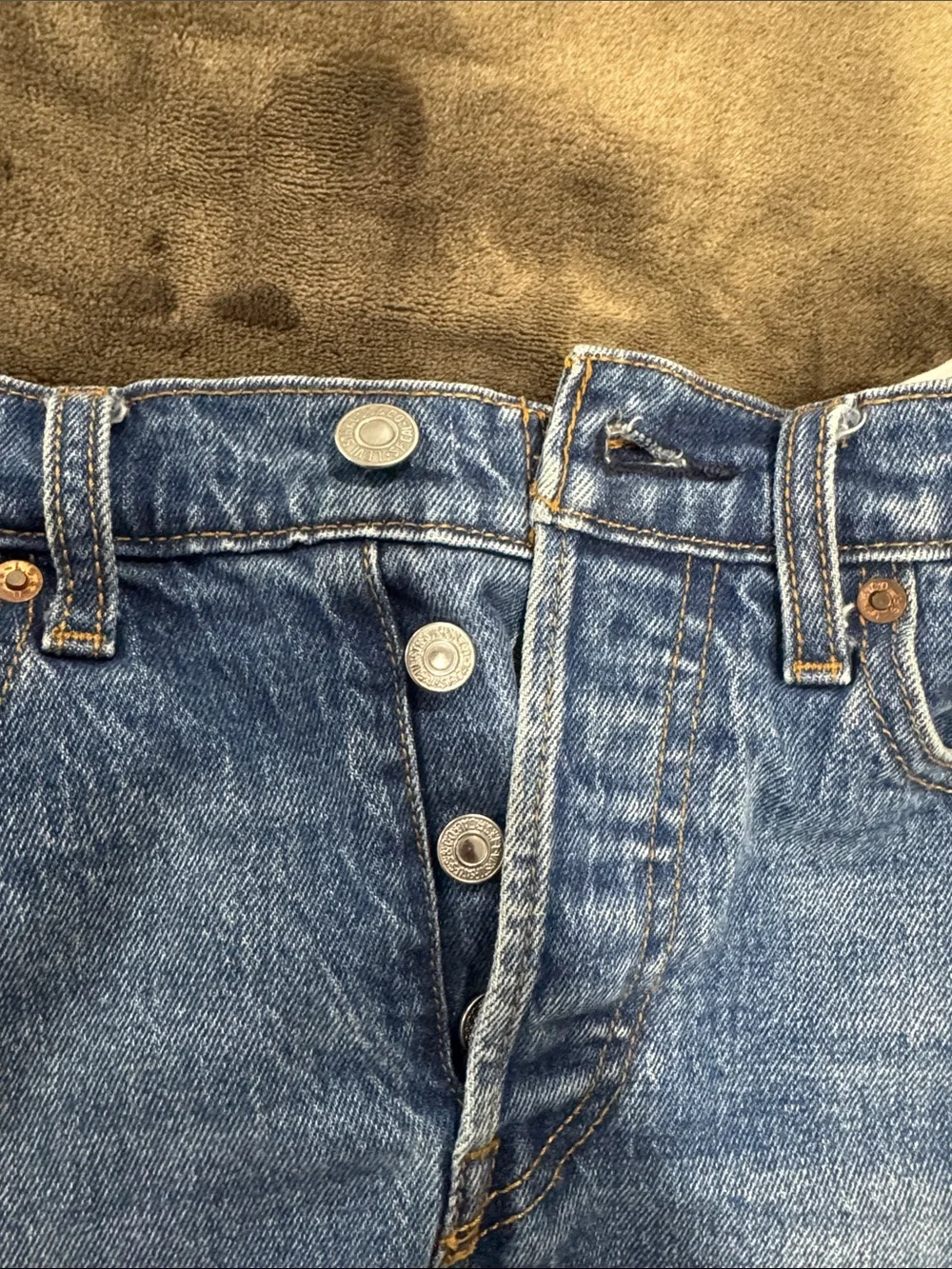 Levis fits more